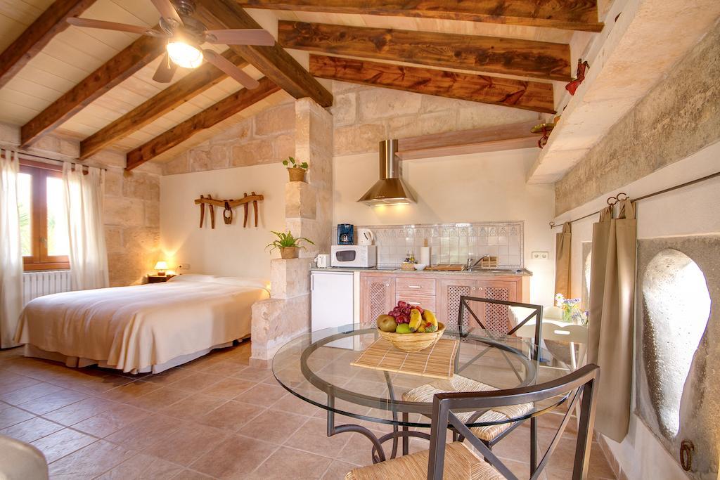 Finca Agroturismo Can Carro Campos  Phòng bức ảnh