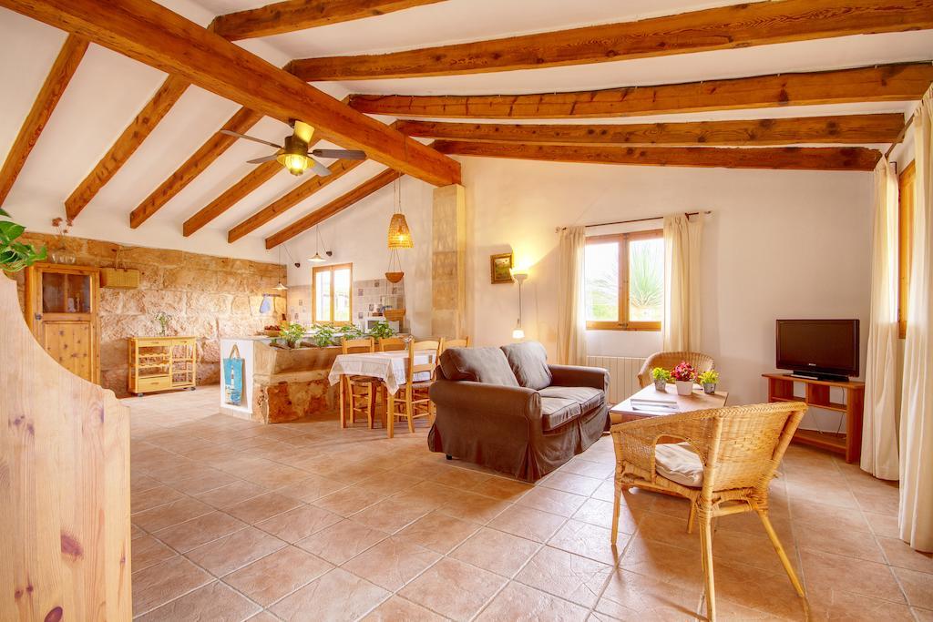 Finca Agroturismo Can Carro Campos  Phòng bức ảnh
